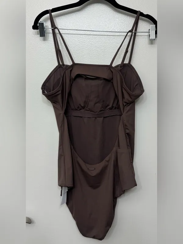 NWOT Vuori Dune One Piece Swimsuit | Women’s Neutral Swimwear | Minimalist Beach - Image 4