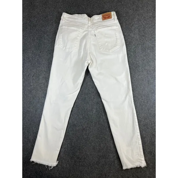 Levis 721 High Rise Skinny Ankle Jeans White‎ Distressed Raw Hem Size 30 - Image 4