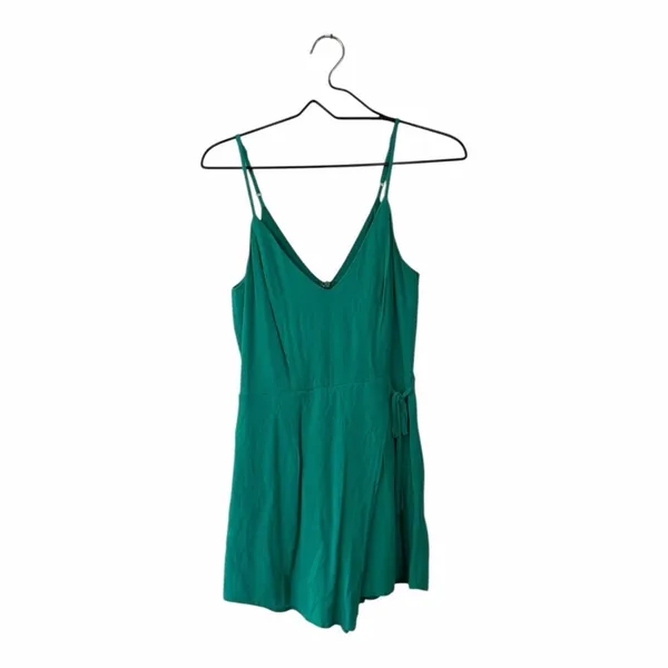 superdown Green Karen Wrap Romper Women’s Size Small Revolve Beach - Image 2