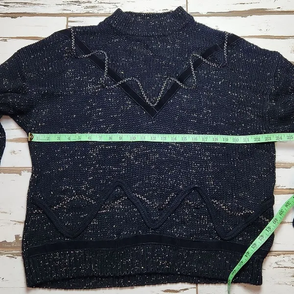 Vintage embroidered‎ black gold metallic sweater Mock-neck size 44/22W fits L-XL - Image 5