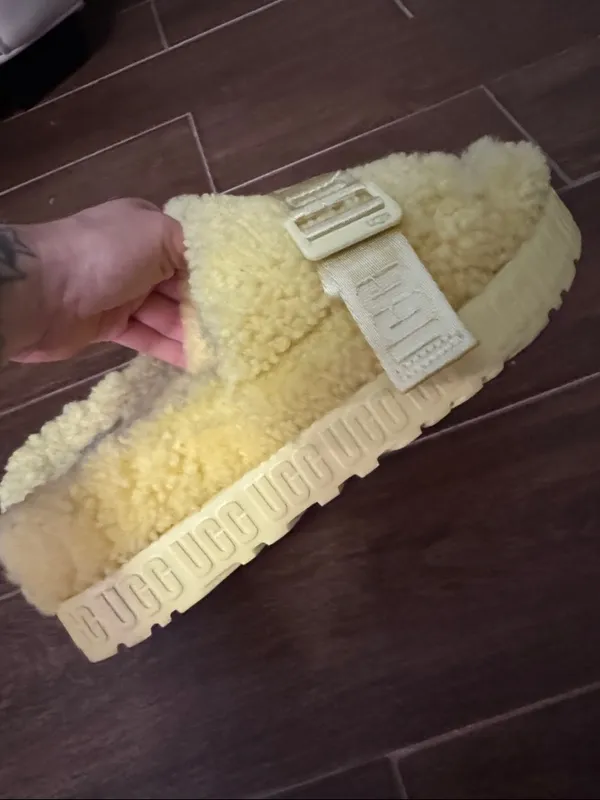 UGG Fluffita Platform Slippers - Image 7