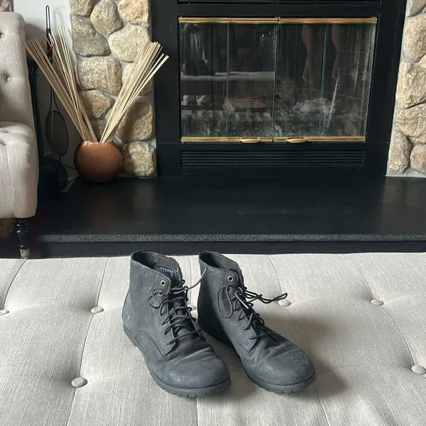 Timberland Joslin Chukka Boot - Women's Size 7.5 - Image 2