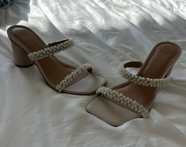 Pearl Heels - Image 2