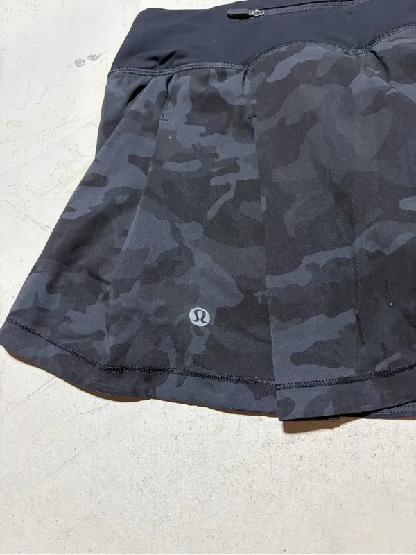 Lululemon Black Camo Active Skort 2 - Image 9