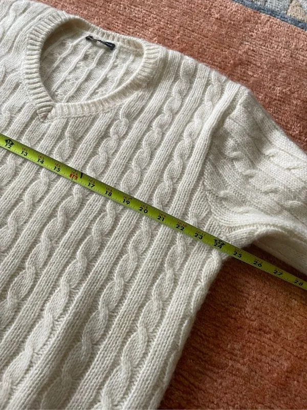 Brandy Melville Cream Cable Knit 90% Llama Wool Oversized Sweater 160/84A - Image 5