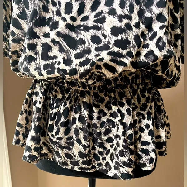 Cato Women’s Top with Peplum in Animal Print - Image 3