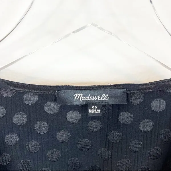 Madewell Smocked Sleeve V-Neck Woven Dot Blouse Women's 00 Black Minimalist Chic - Image 5