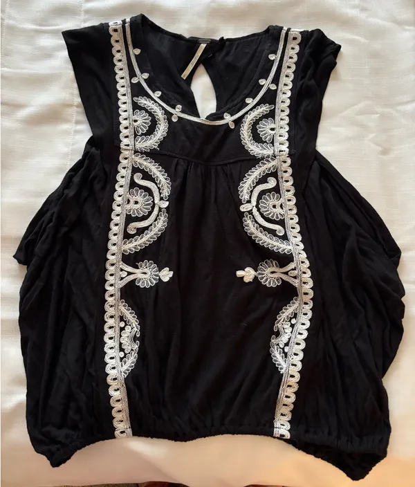 Free People Embroidered Top - Image 5