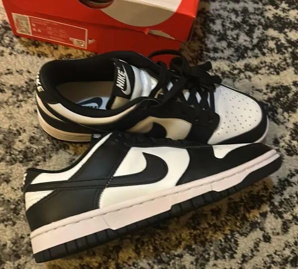 Nike Dunk Low Retro Basketball Women's Shoes size 8 - Image 3