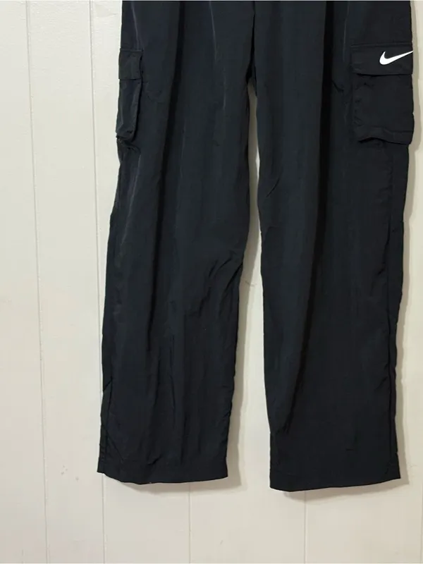 Nike NSW Street Woven Cargo Pants Women’s L Black Parachute Utility Y2K - Image 3