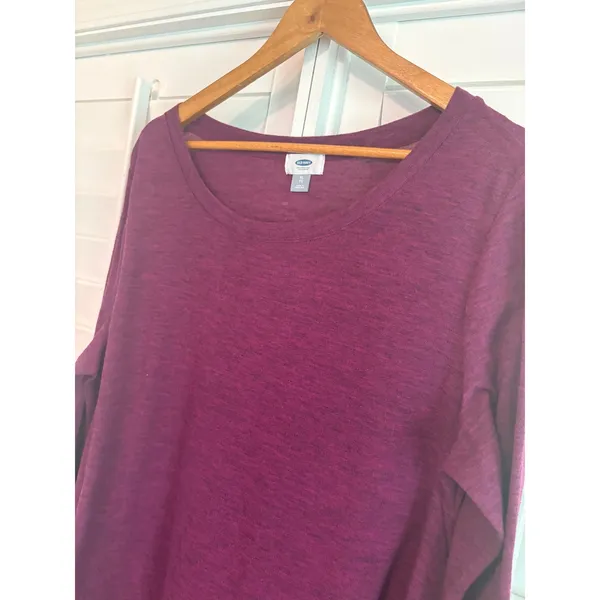 Old Navy‎ Burgundy Top Size XL - Image 3