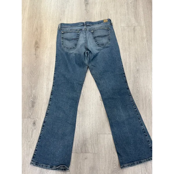 Mavi 136 Molly Women's 32/32 Low Rise Flare Jeans Y2K Medium Wash Stretch - Image 3