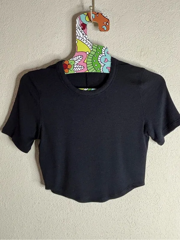 Lululemon Hold Tight Cropped T-Shirt Black size 2 - Image 2
