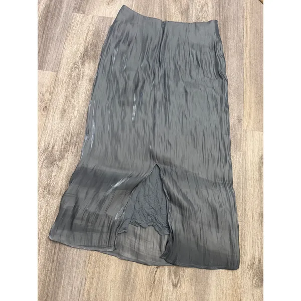 Urban Outfitters Grey Crinkled Midi Skirt Back Slit Size 8 Steel Grey Textured - Image 3