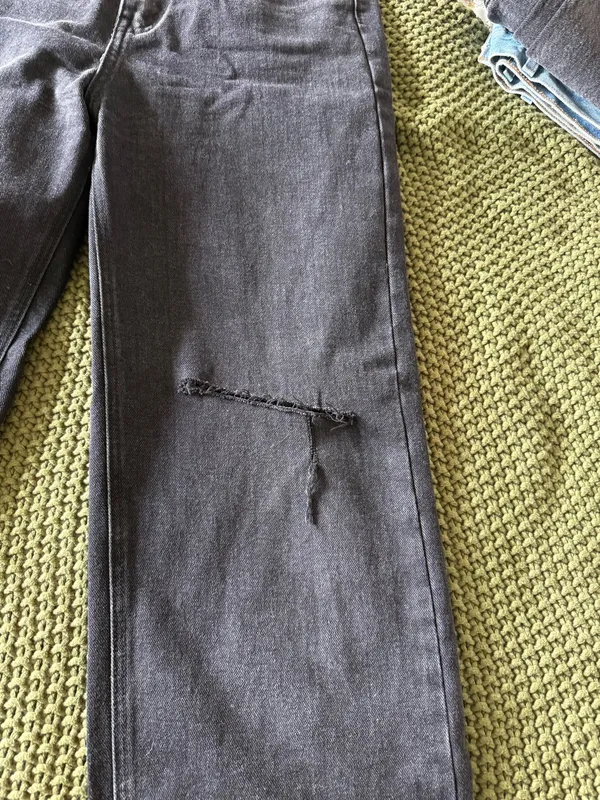 Pretty Little Thing Jeans - Image 4