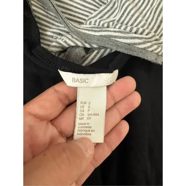 H&M basic black top - Image 7