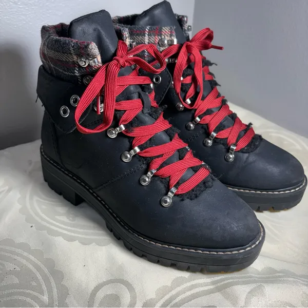 No Boundaries Black Lace-Up Boots with Red Laces and Plaid Cuff - Image 12