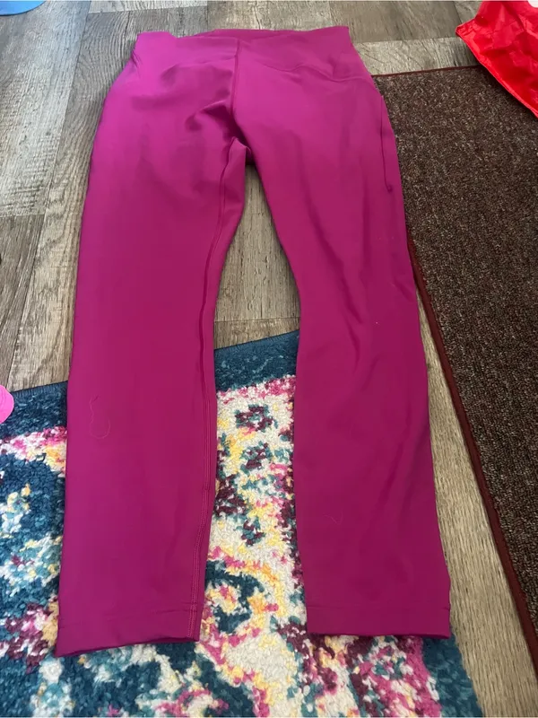 Lululemon hot pink leggings size 8 - Image 2