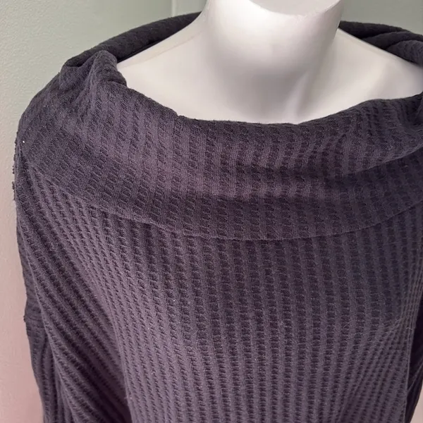 Free People Juicy Waffle Knit Open Back Sweater Black Medium NEW - Image 4