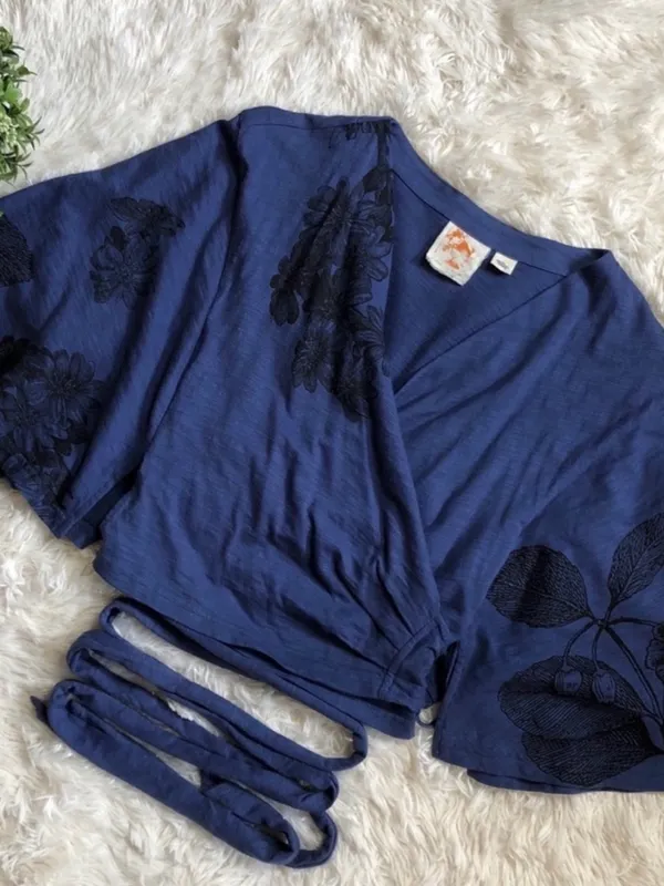C Keer Anthropologie Blue Floral Wrap Kimono Top - Image 5