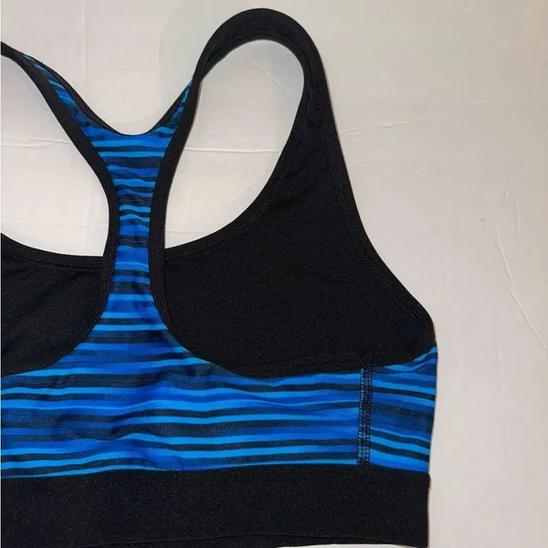 Hanes Blue and Black Striped Sports Bra size XL - Image 6
