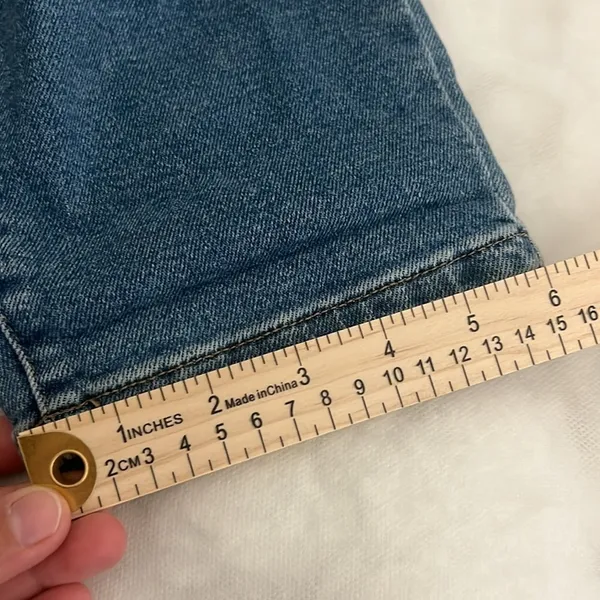 Good American denim jumpsuit, and it has a very clean, modern-utility vibe SZ 2 - Image 16