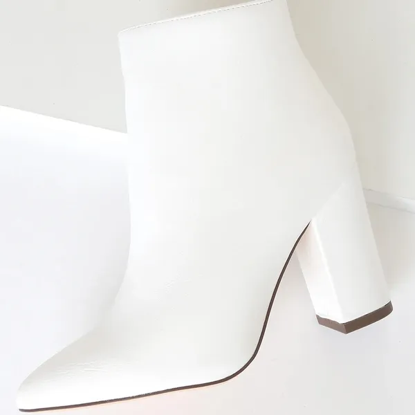 Lulu’s Ottava Heeled Ankle Booties - Image 2