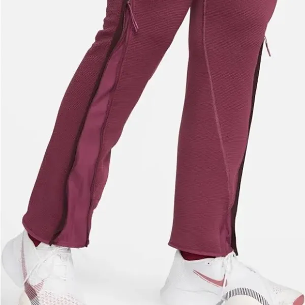 Nike Women’s Thermal Fit Training pants large maroon - Image 4