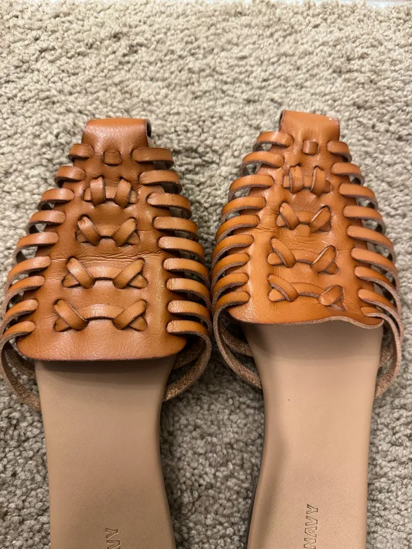Old Navy Sandals - Image 3