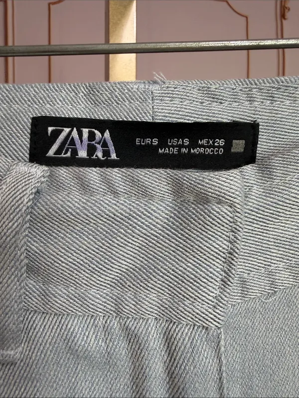 Zara Light Gray High Rise Wide Leg Jeans Full Length Denim Pants. Size S - Image 5