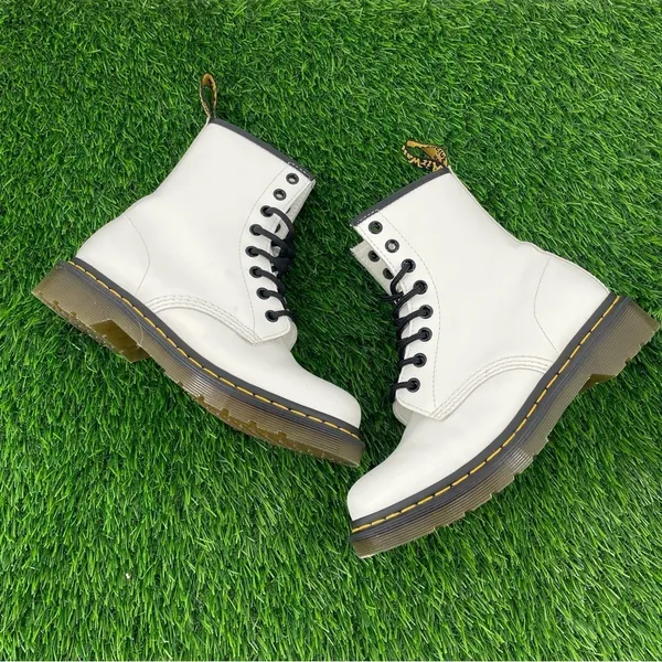 Dr. Martens NEW AirWair Classic 1460 White Smooth Leather Lace Up Combat Boots - Image 4