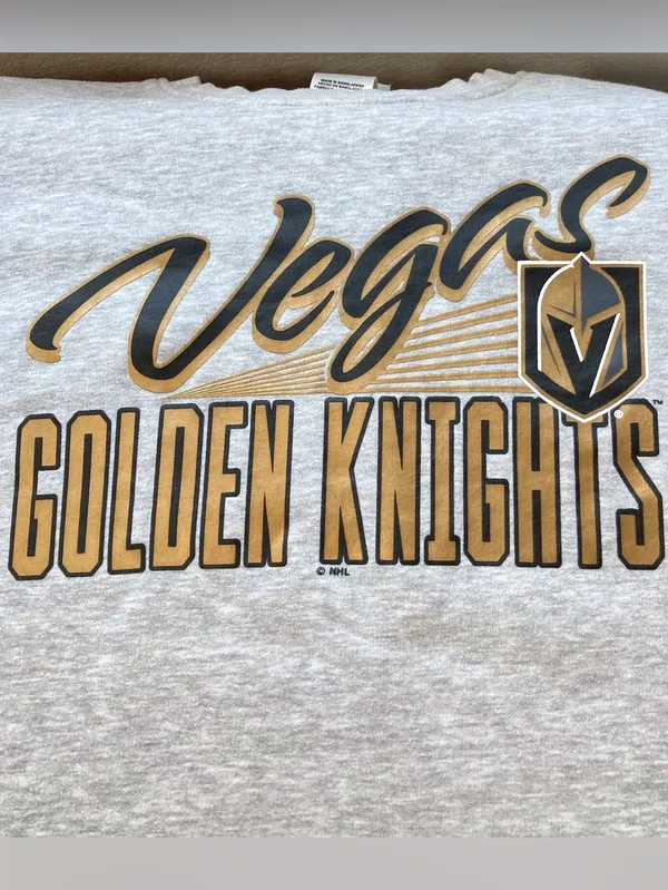 VGK Gray Crewneck Sweatshirt Women’s large - Image 9