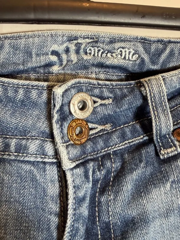 Y2K Miss Me Low Rise Bootcut Denim Jeans Women's 28 Rodeo Flap Pockets Festival - Image 7