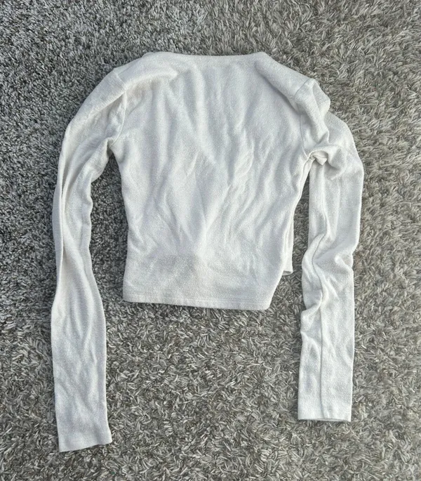 Sweater - Image 2