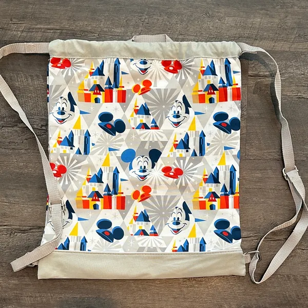 Walt‎ Disney World Mickey Mouse Cinch Backpack Bag NWOT - Image 7