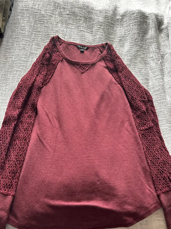 Sweater - Image 2