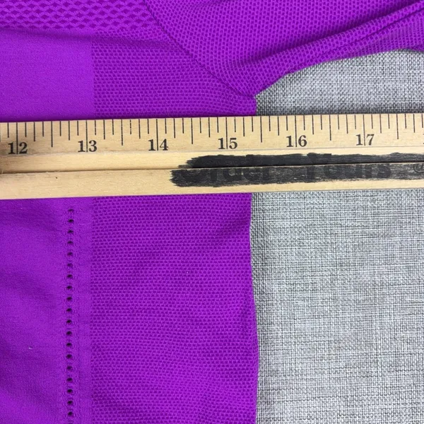 Fabletics‎ Delta Shirt Womens Medium Purple Long Sleeve V-Neck Moisture Wicking - Image 6