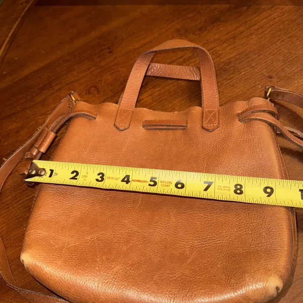 MADEWELL Leather mini crossbody/ Bucket bag - Image 9