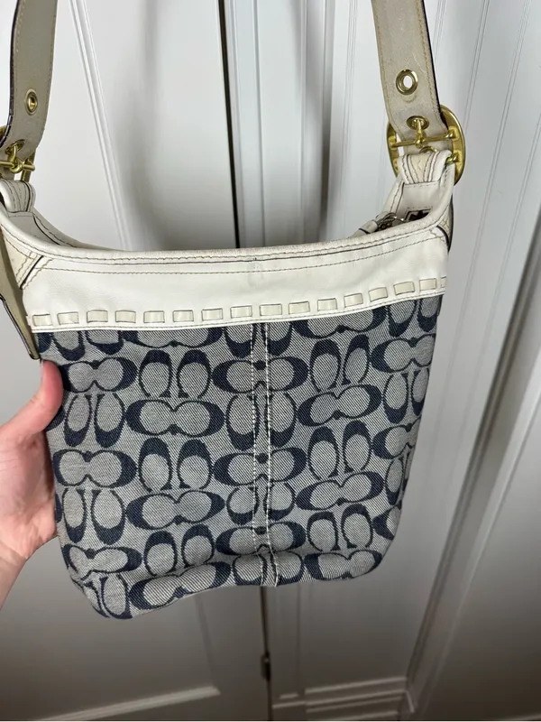 Y2K Coach Bleecker Signature Blue Denim Canvas White Leather Trim Shoulder Bag - Image 7
