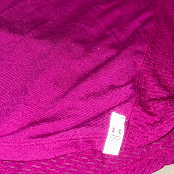 Under armour heat gear running top - Image 2