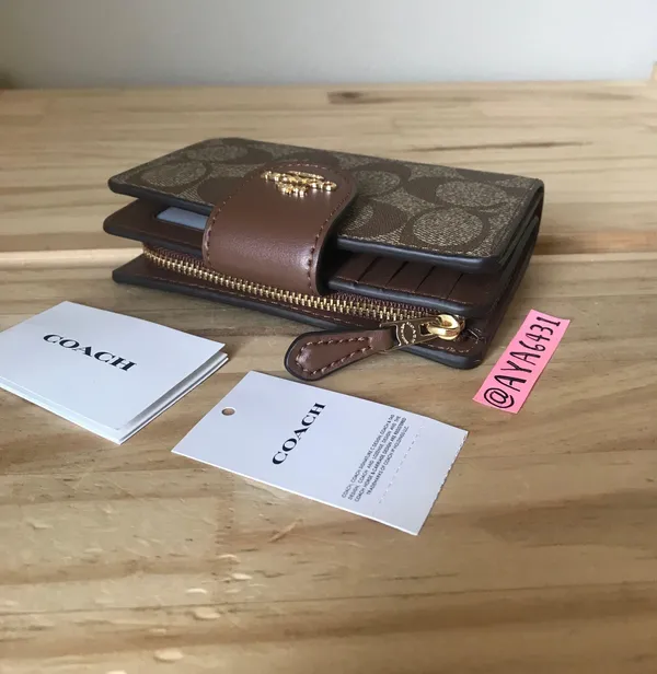 Coach Wallet - Image 4