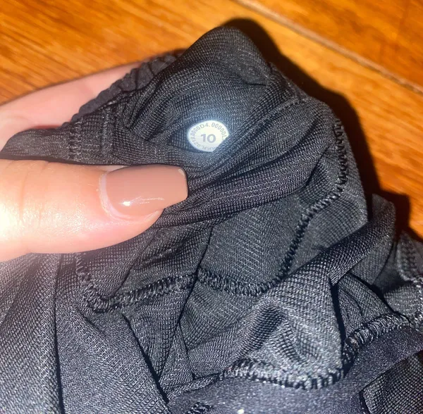Black Hotty Hot 2.5” Shorts - Image 3