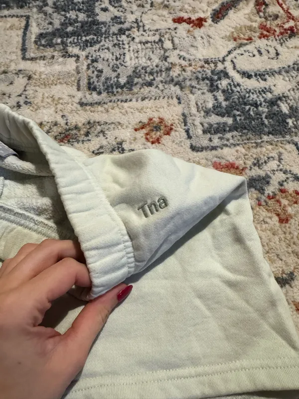 Aritzia Cozy Tan Shorts AF Fleece - Image 3