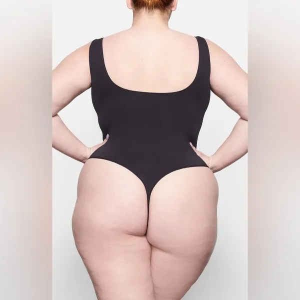 SKIMS Soft Smoothing Seamless Thong Bodysuit, Size XSmall, $68 - Image 9
