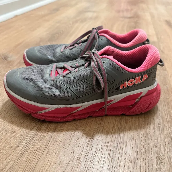 Hoka | Women's Grey Pink One One Clifton 2 Running Shoes Sneakers,‎ Size 6.5W - Image 3