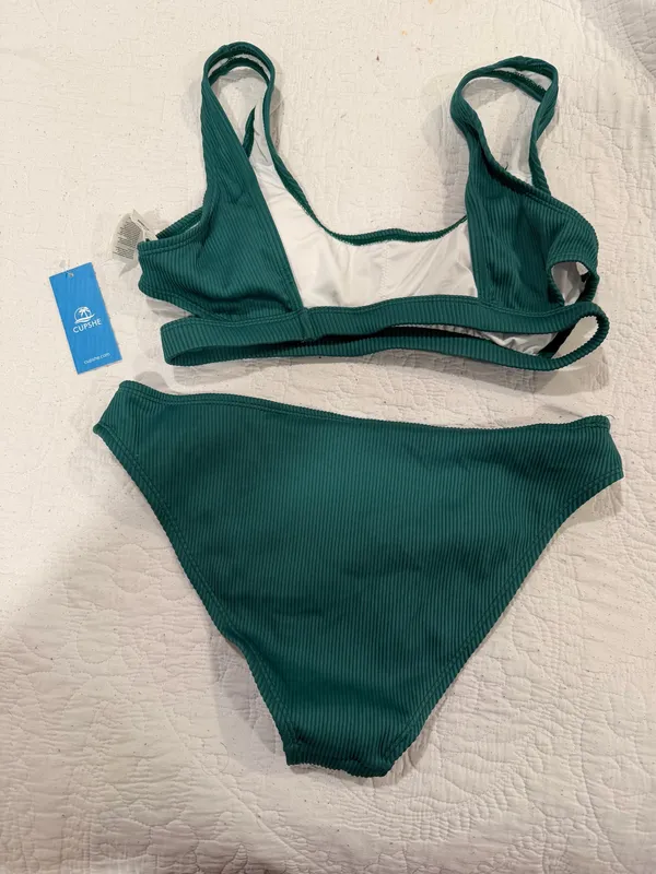 NWT Cupshe Bikini Set - Image 2