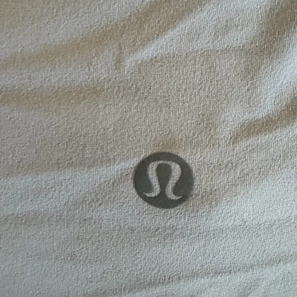 lululemon athletica Beige Crop Top with Pink and Black Accents - Image 2