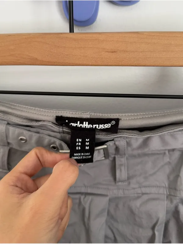 charlotte russe medium grey mini pleated skort belt minimal neutral academia Y2K - Image 3