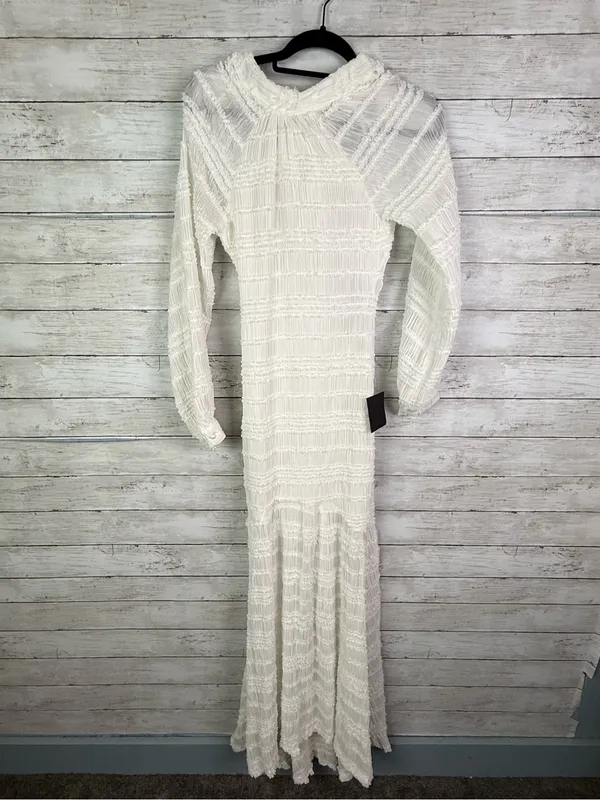 Lulus Exemplary Romance White Textured Backless Trumpet Hem Maxi Dress Size XS - Image 3