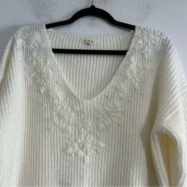 POL Cream V-Neck Pearl Beaded Floral Sweater Size Small Boho Coquette - Image 5